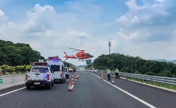 沂南高速公路汽车救援案例